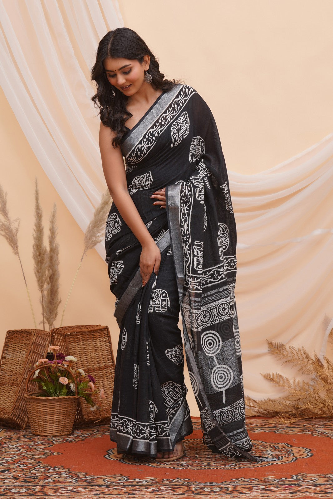 Buy Black Latest Bagru Block Print Linen Saree