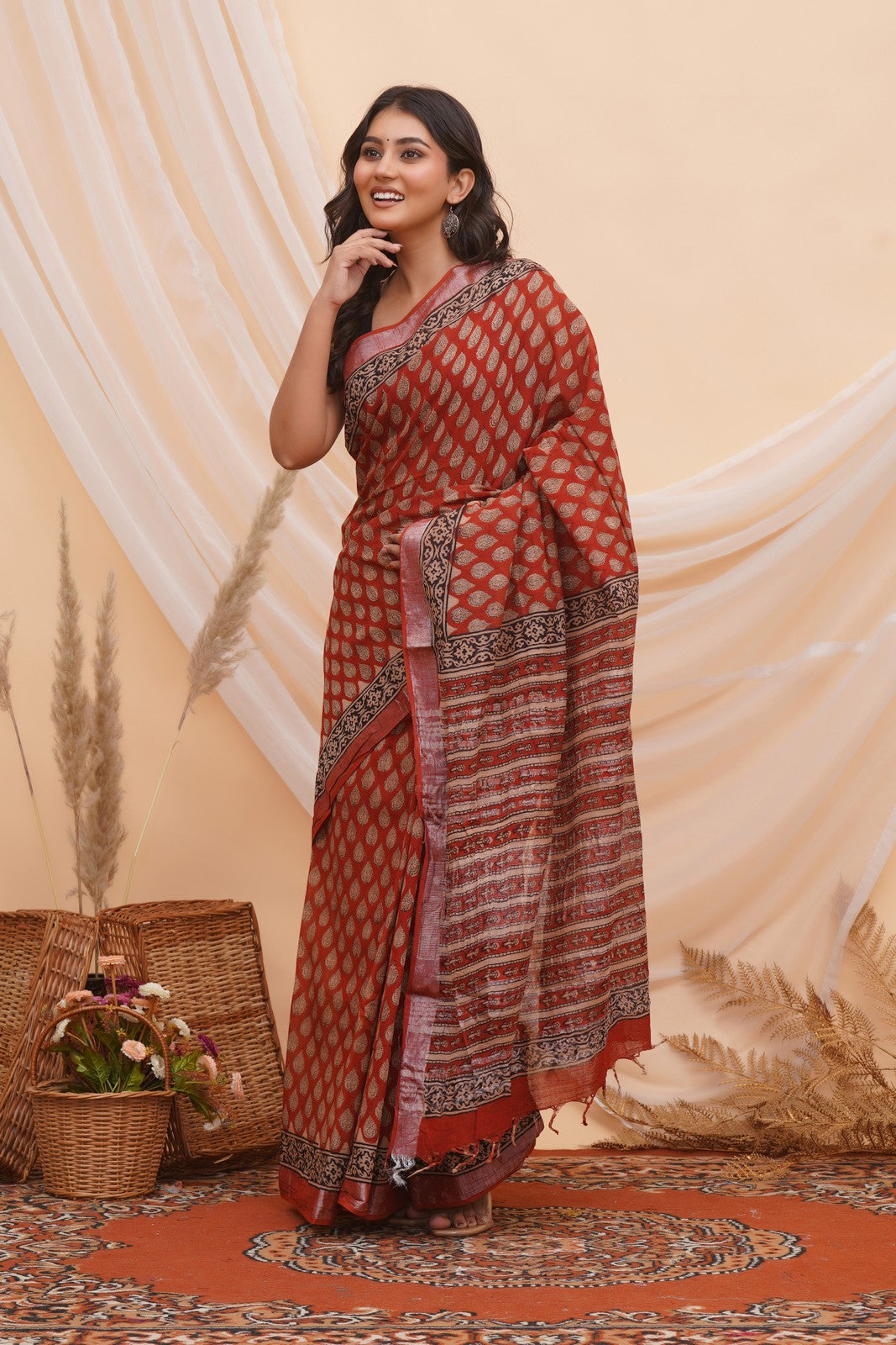 Buy Red Latest Bagru Block Print Linen Saree