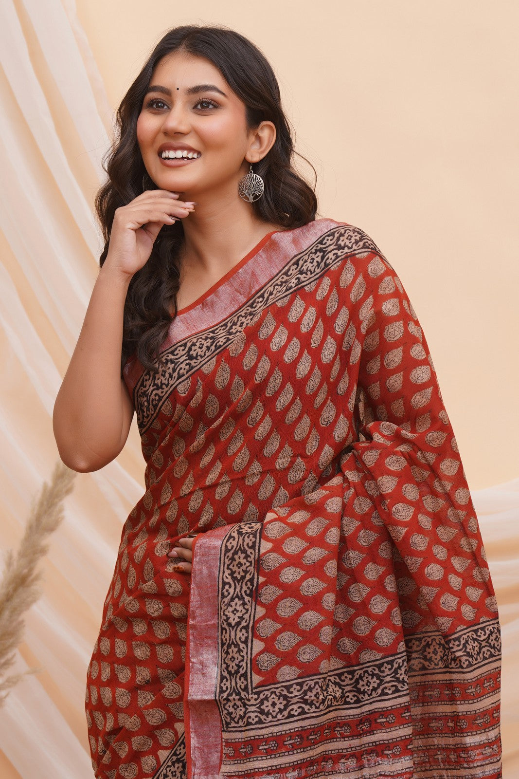 Buy Multi Latest Bagru Block Print Linen Saree