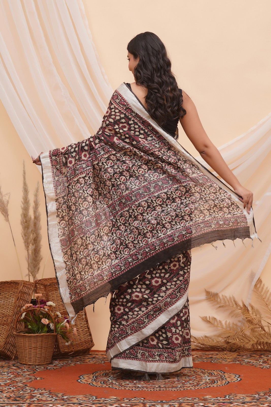 Buy Multi Latest Bagru Block Print Linen Saree