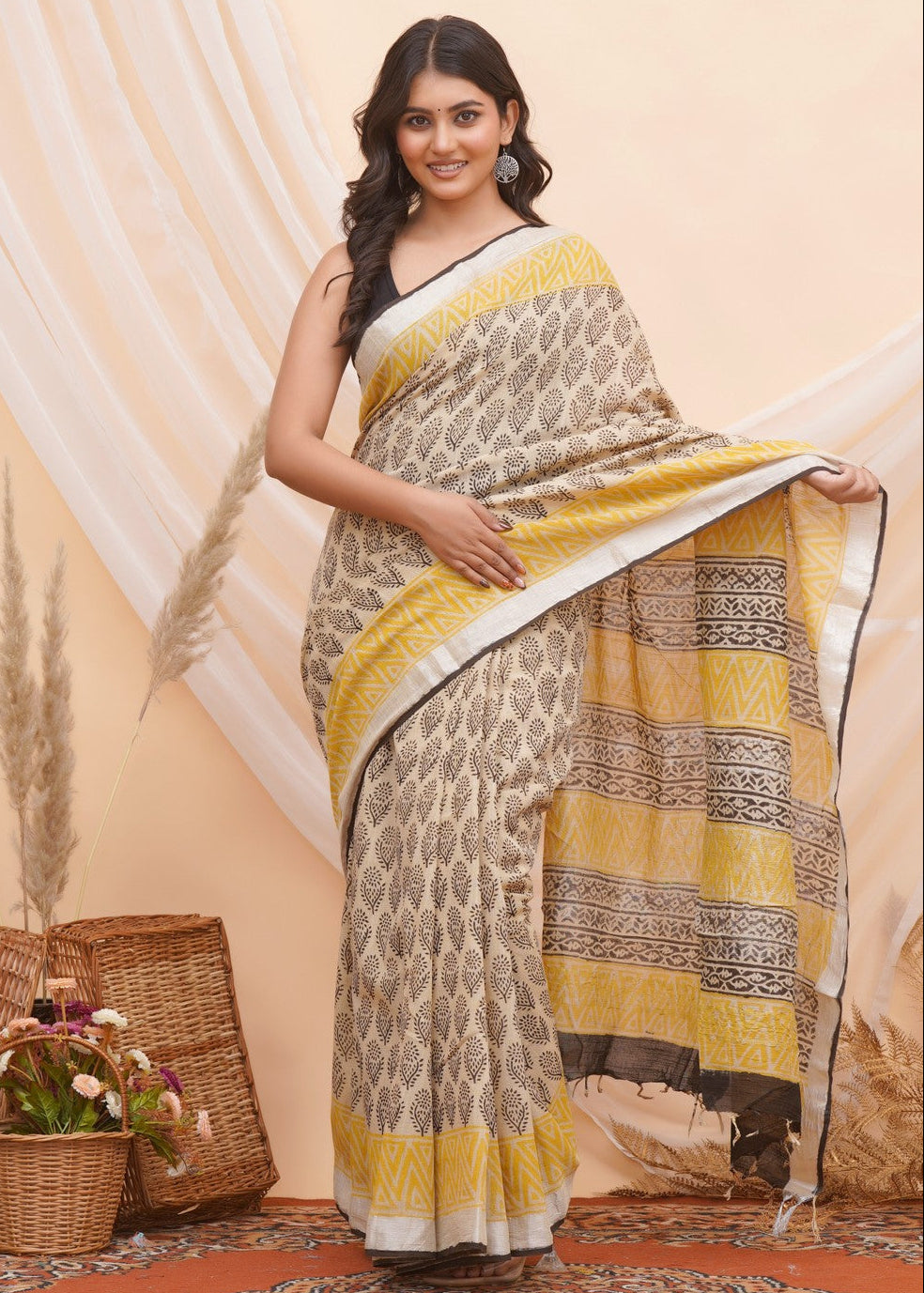 Buy Beige Latest Bagru Block Print Linen Saree