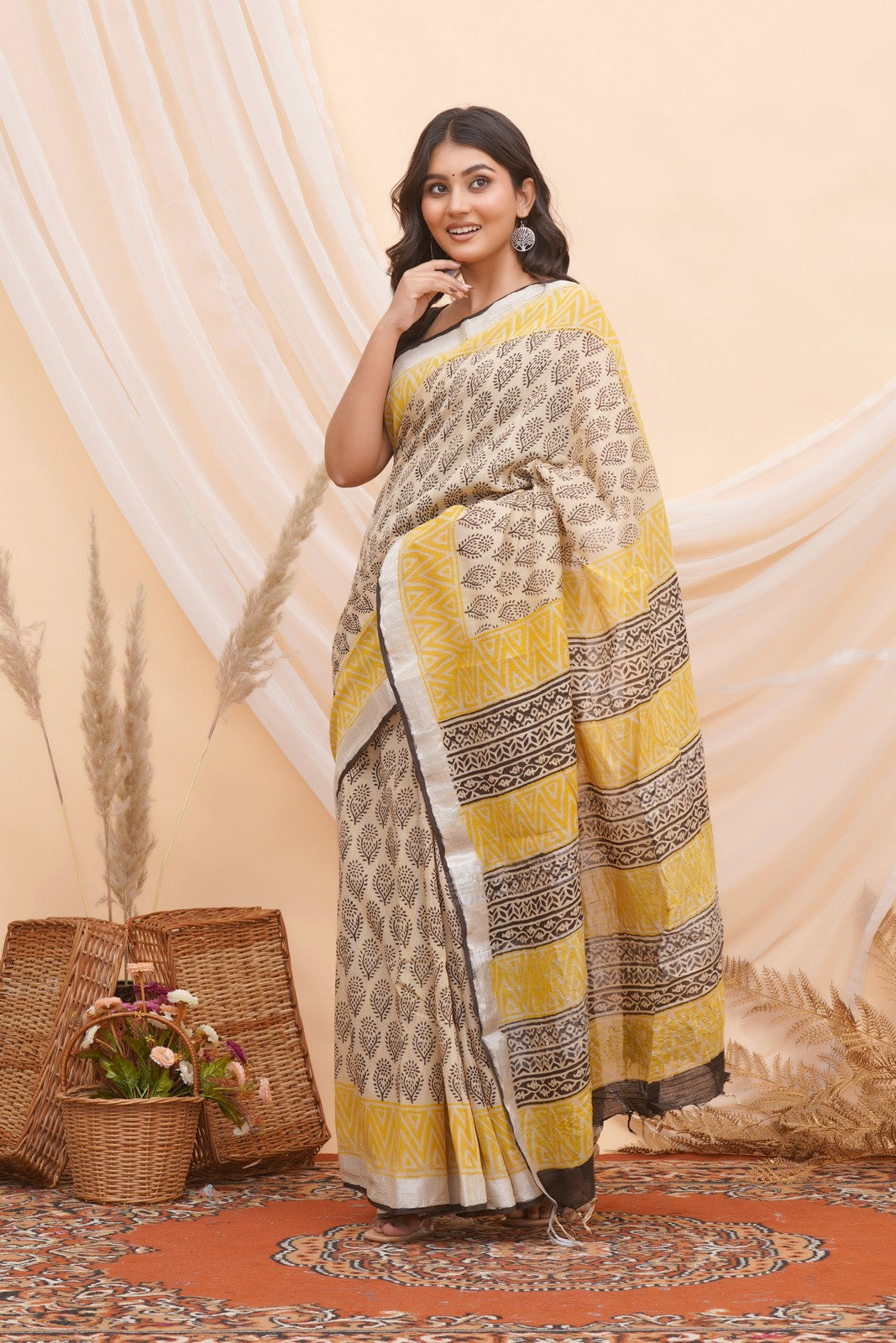 Buy Beige Latest Bagru Block Print Linen Saree