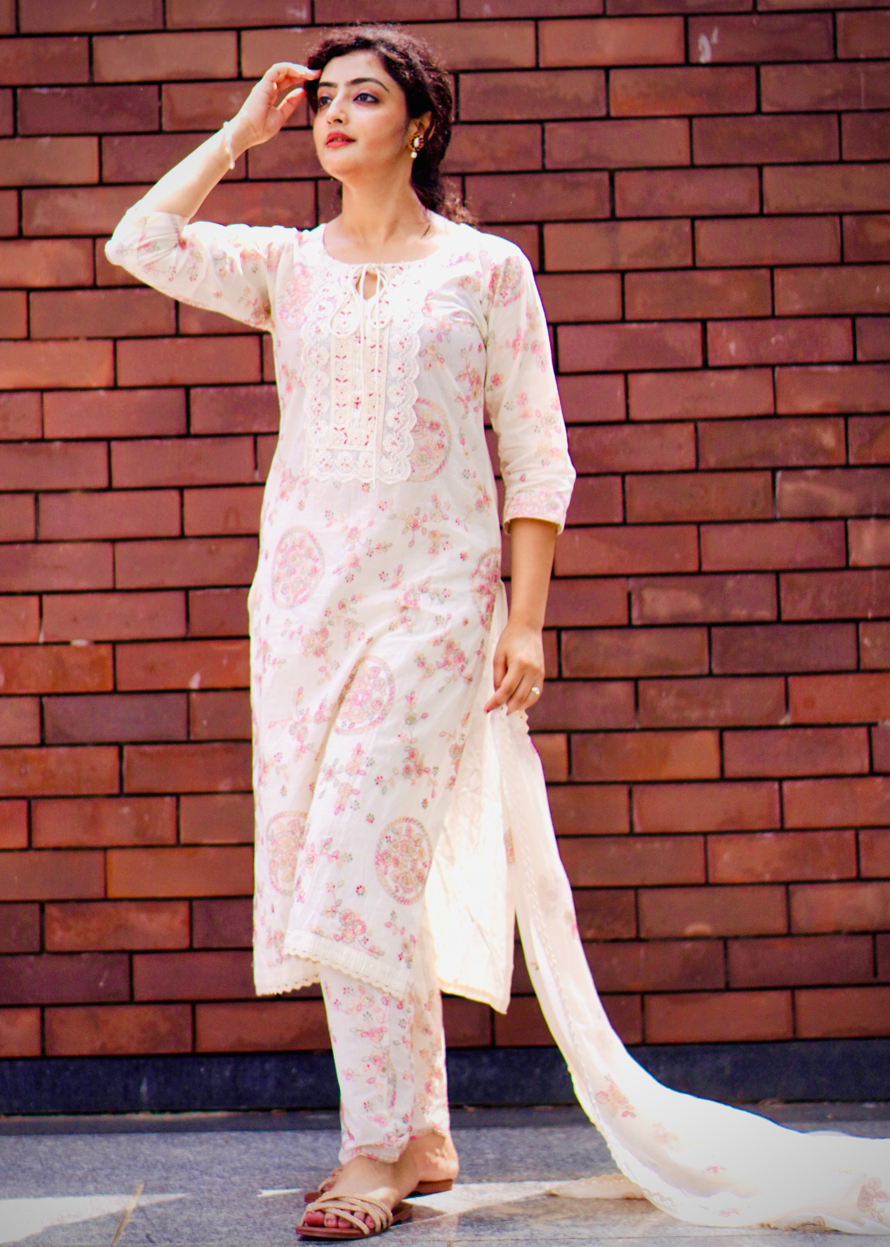 White Suit Set Online Embroidery Hand Work